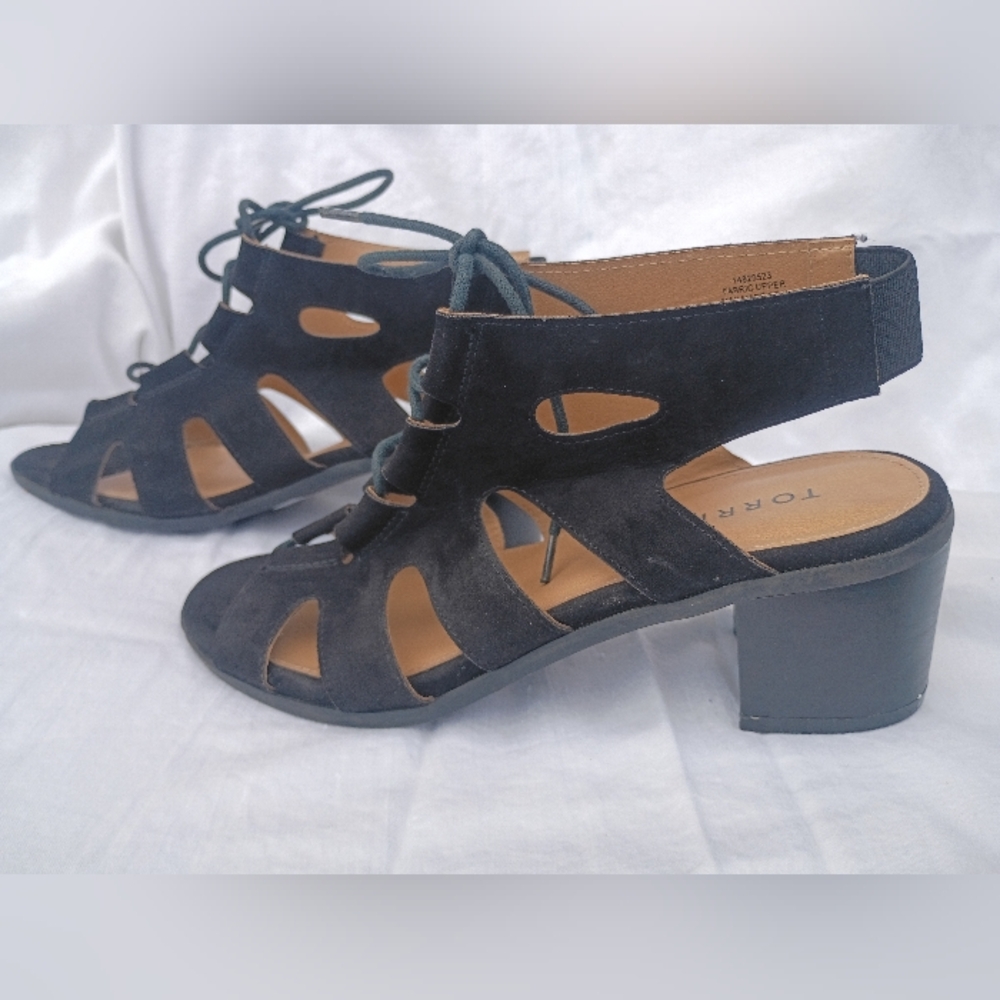 Torrid Black Suede Lace-Up Block Heel Cutout Sandals 9W - Picture 5 of 7